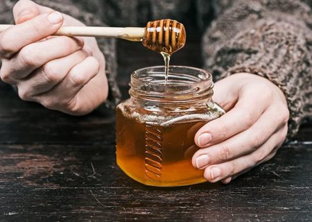 عسل و دیابت: آیا بی خطر است؟