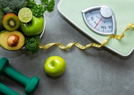 افرادی که سعی در کاهش وزن دارند ممکن است میزان سالم بودن رژیم غذایی خود را بیش از حد تخمین بزنند