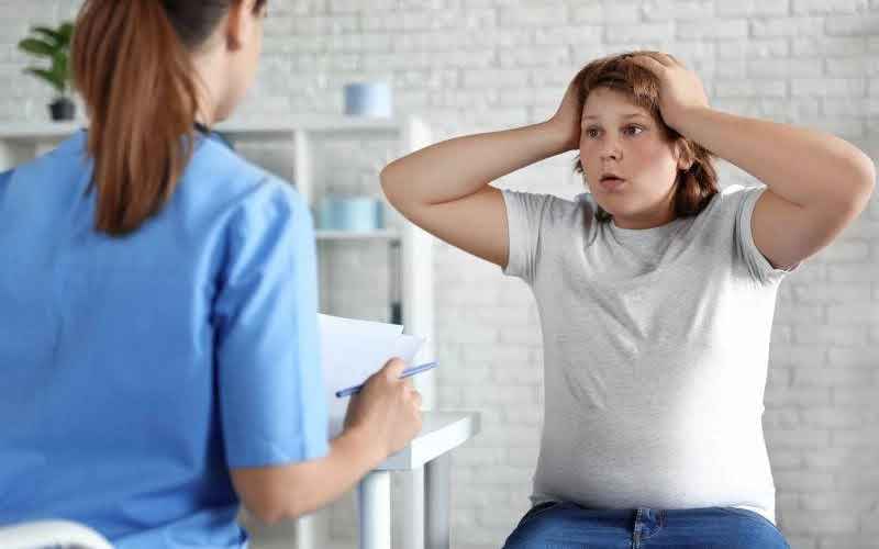 پیش بینی خطر ابتلا به دیابت در نوجوانان چاق و دارای اضافه وزن بر اساس سطح پایه HbA1c